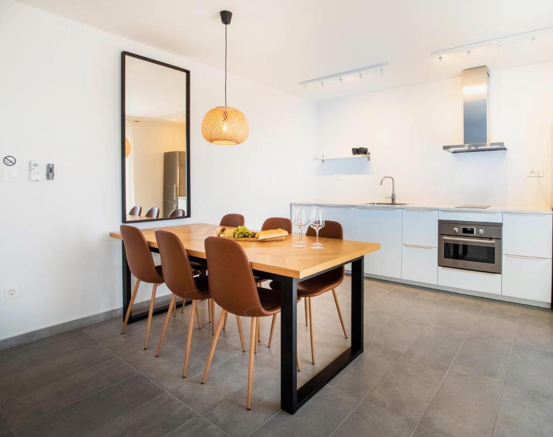 The Grande - Huge Terrace - Amazing Sea Views - Tastefully Furnished - Access To Rooftop Terrace And Gym - Hillside Apartments Rogoznica Рогозница Экстерьер фото