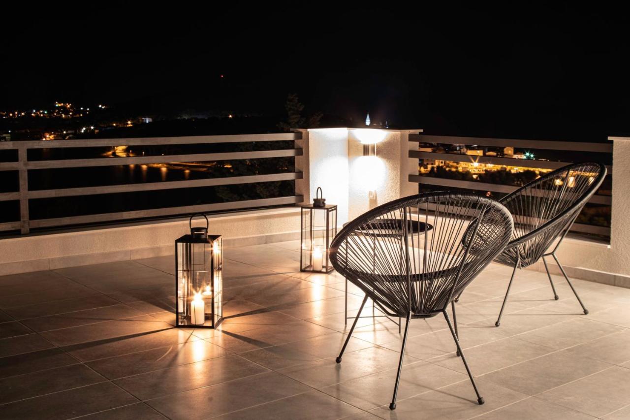 The Grande - Huge Terrace - Amazing Sea Views - Tastefully Furnished - Access To Rooftop Terrace And Gym - Hillside Apartments Rogoznica Рогозница Экстерьер фото