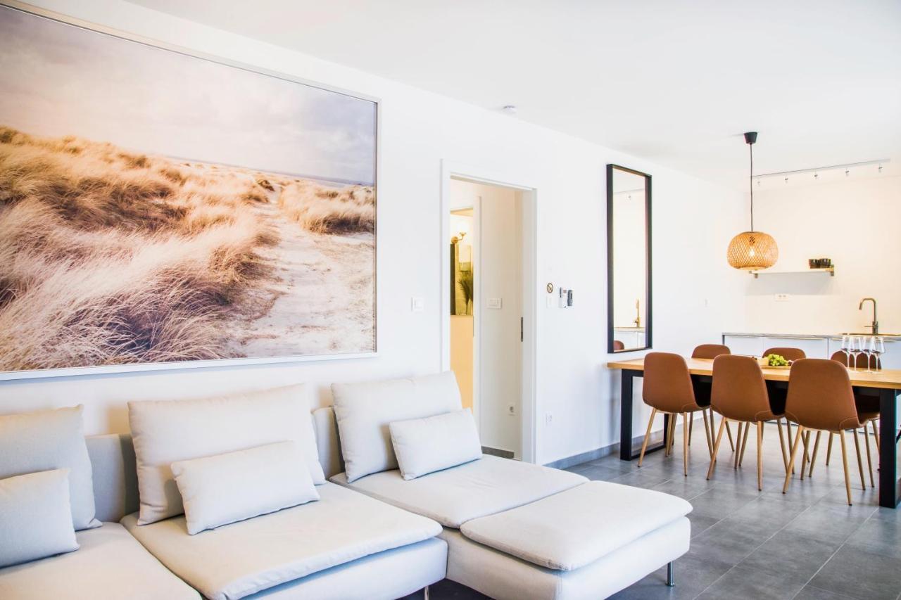 The Grande - Huge Terrace - Amazing Sea Views - Tastefully Furnished - Access To Rooftop Terrace And Gym - Hillside Apartments Rogoznica Рогозница Экстерьер фото
