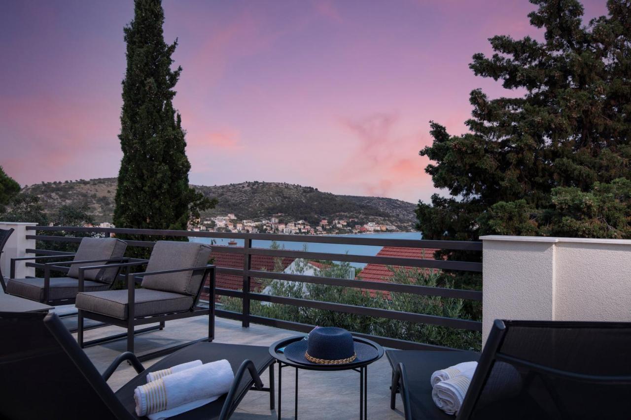 The Grande - Huge Terrace - Amazing Sea Views - Tastefully Furnished - Access To Rooftop Terrace And Gym - Hillside Apartments Rogoznica Рогозница Экстерьер фото