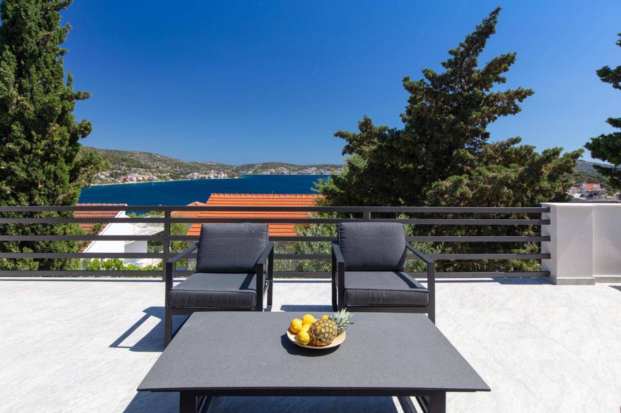 The Grande - Huge Terrace - Amazing Sea Views - Tastefully Furnished - Access To Rooftop Terrace And Gym - Hillside Apartments Rogoznica Рогозница Экстерьер фото